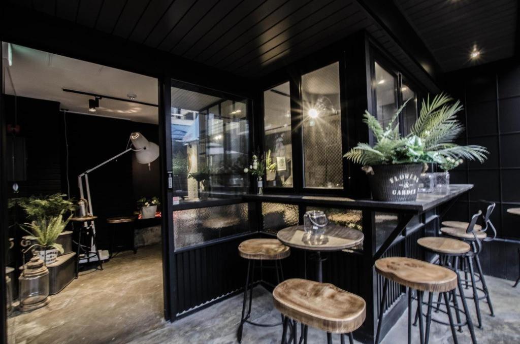 Mmmio Ii Design Myeongdong Motel 2*