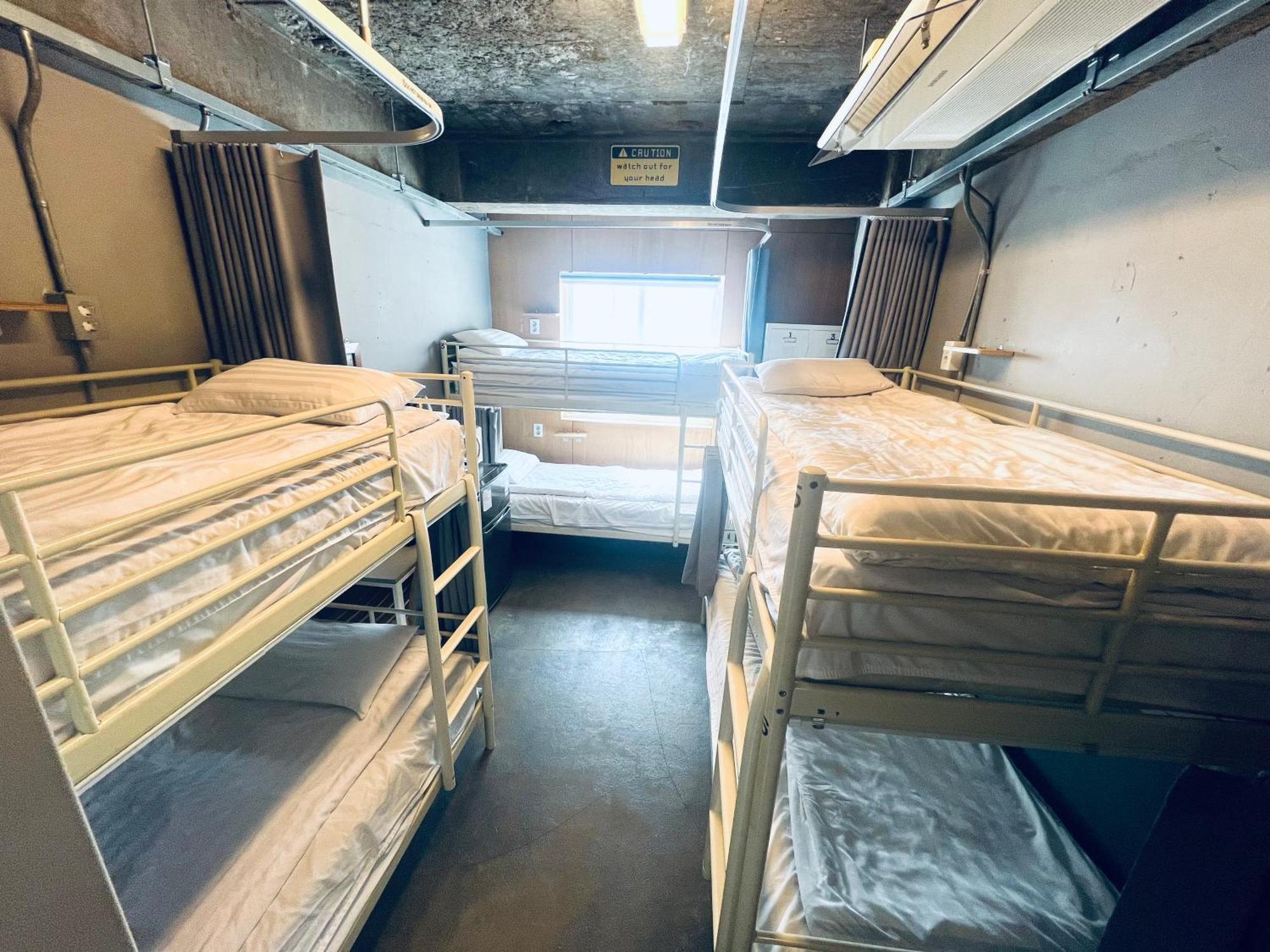 Hostel G Itaewon In Seoul