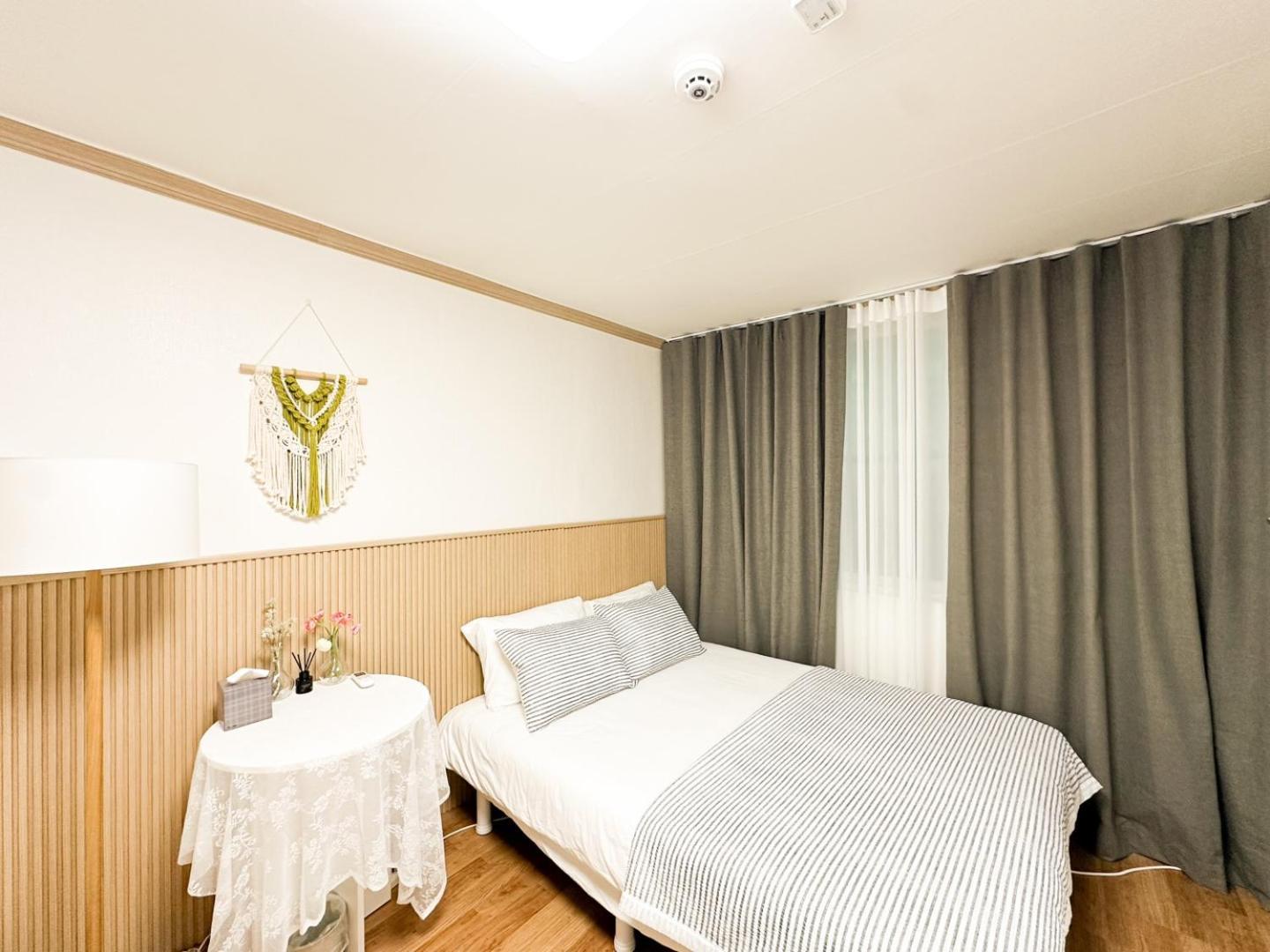 Rock 樂 2 3 Beds 3 Min From Ewha Univ Stn Apartment