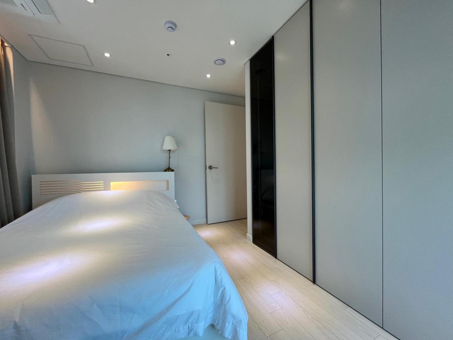 2023 New Build, Super Neat Full Option Apartment *