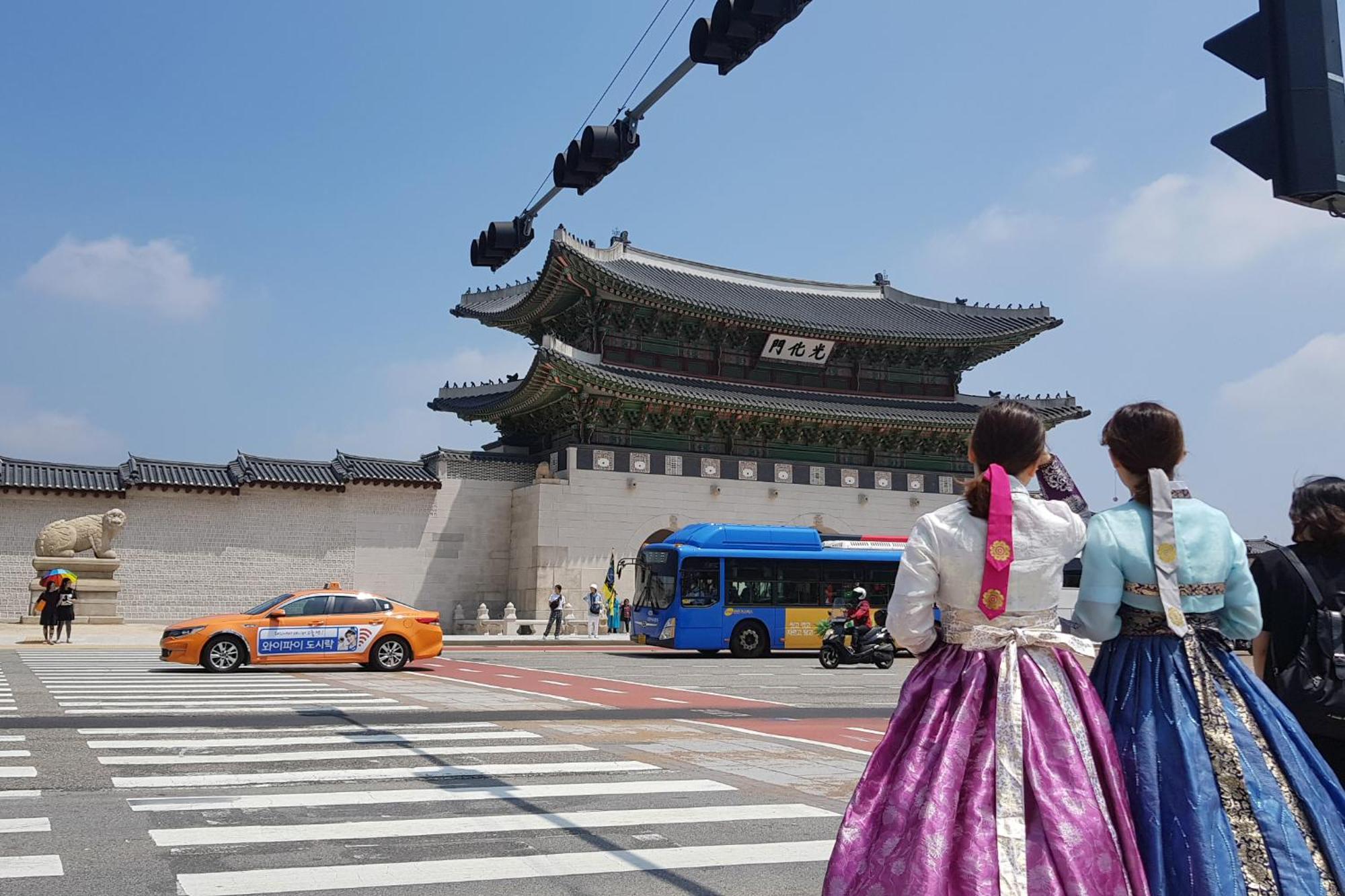 Hello Seochon - Gyeongbokgung Station Apartment *