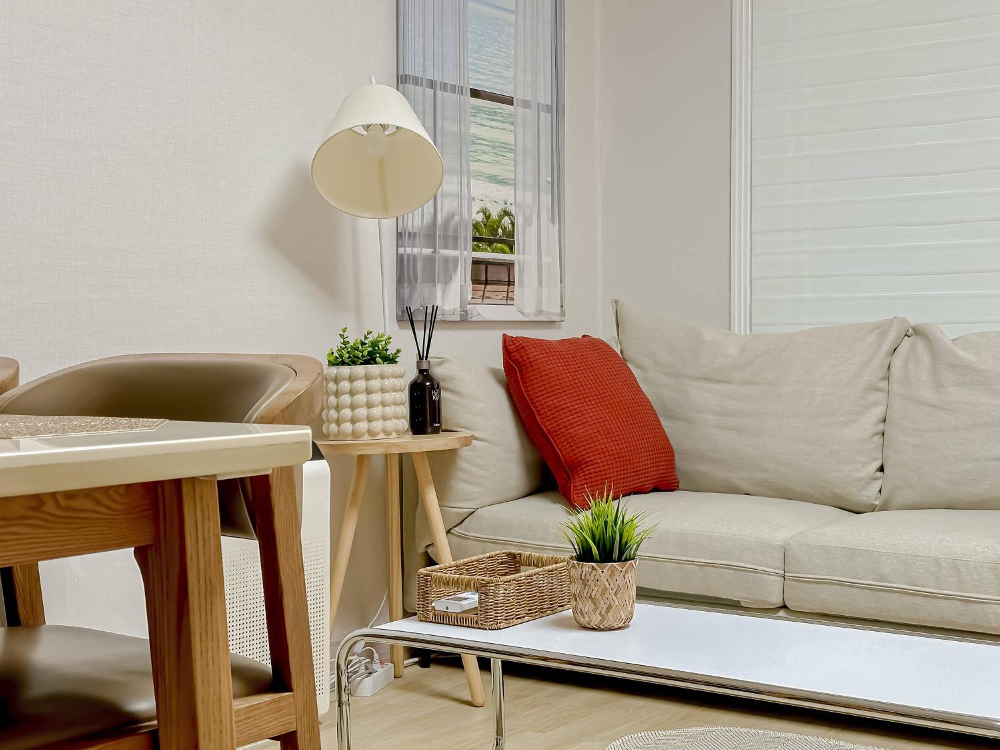 Nut Apartment