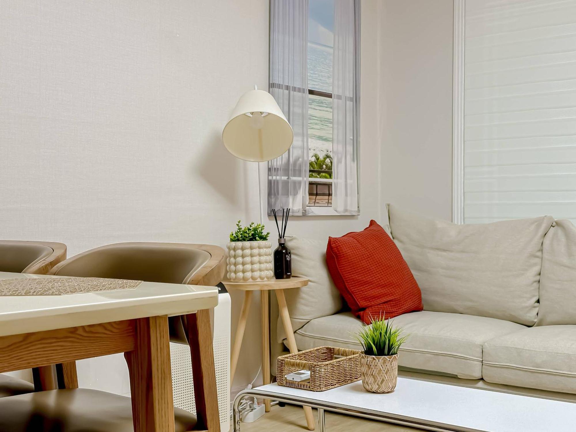 Nut Apartment
