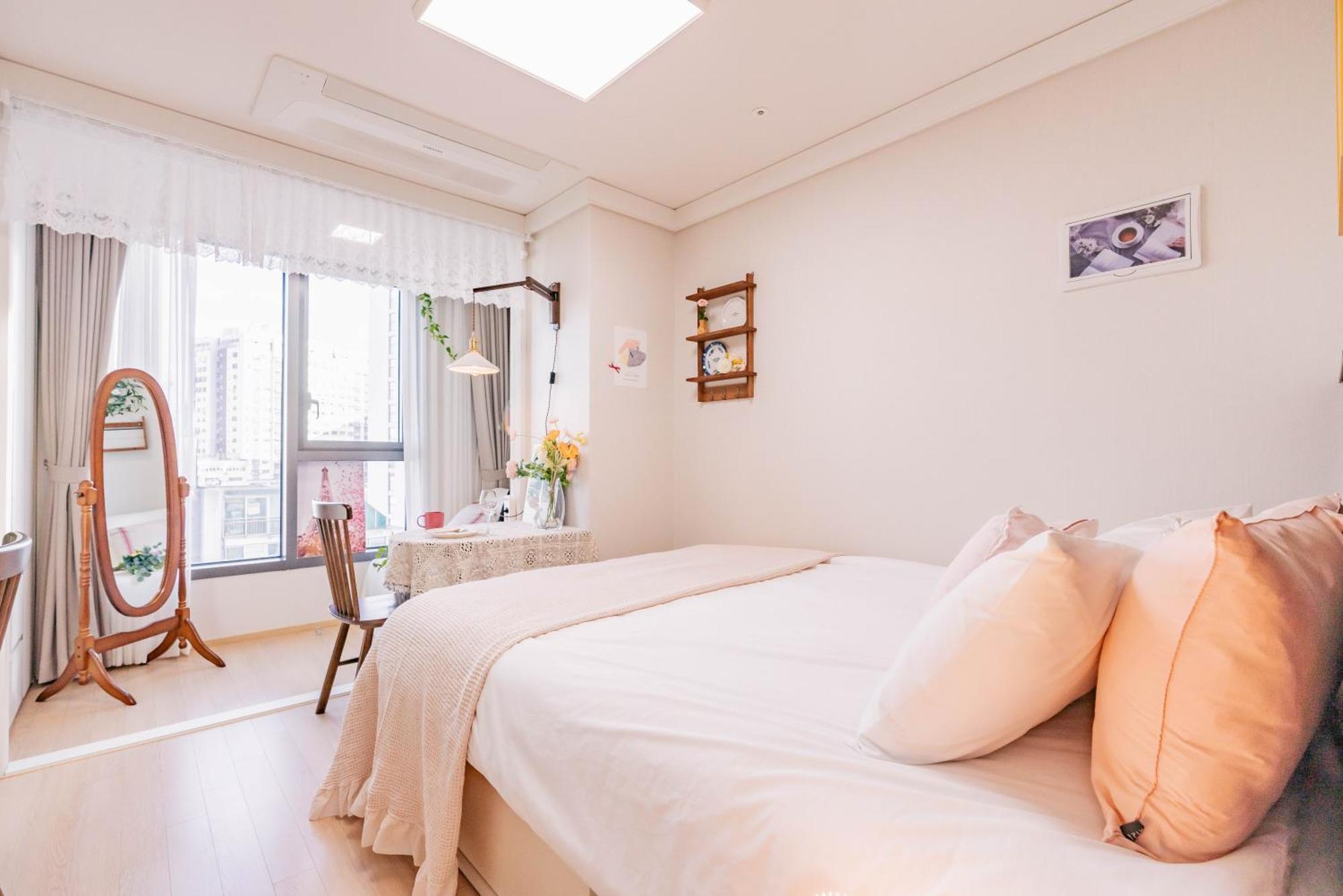 Centralviewsuite Residence, Myeong-dong Apartment Seoul
