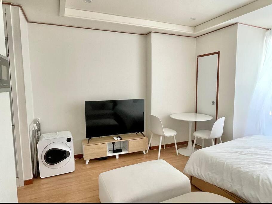 Apartment Sinsa