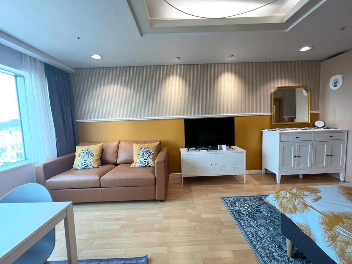 Oasis Hongdae View Guest house *