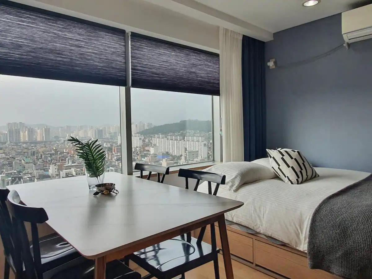 Oasis Hongdae View *