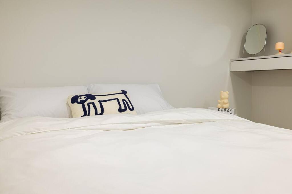 Apartment Warm Thing Seoul