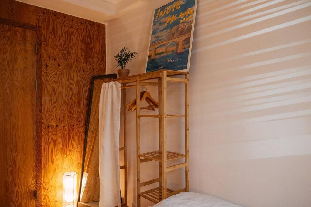 Apartment Artistic Inspiration 2br #local #rest #private Onmoda *