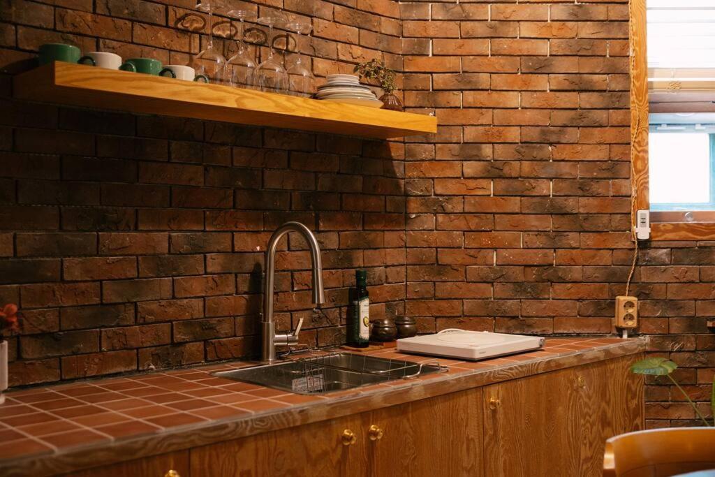 Artistic Inspiration 2br #local #rest #private Onmoda