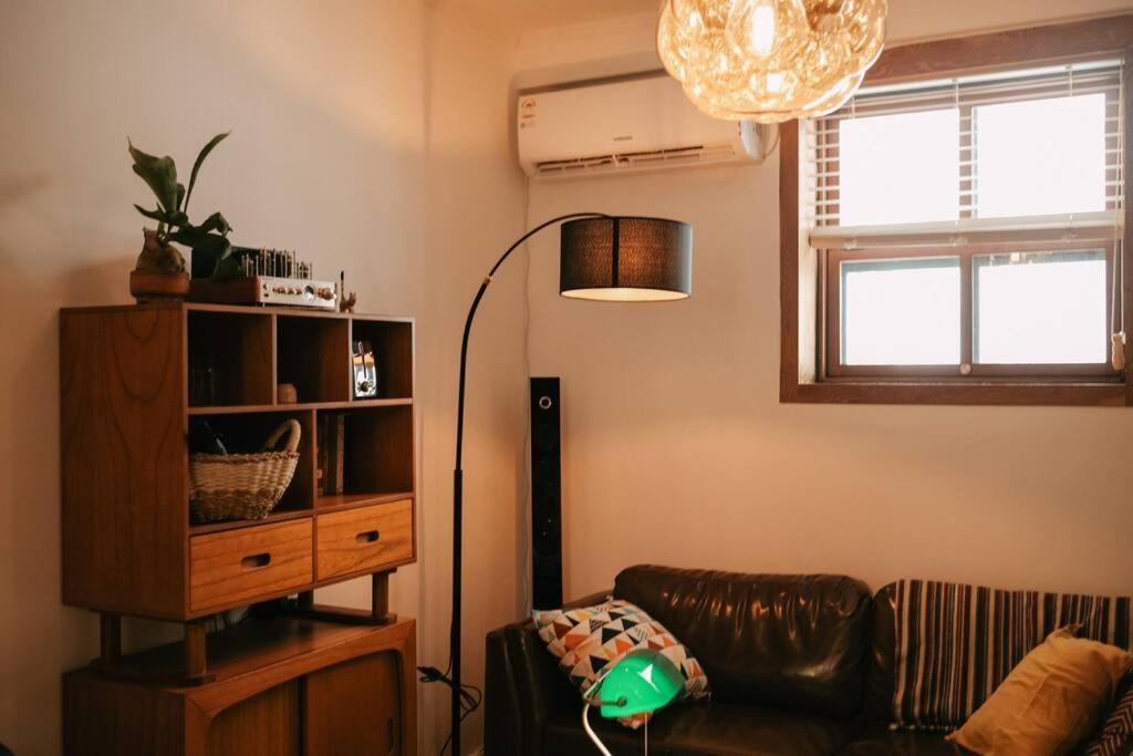 Artistic Inspiration 2br #local #rest #private Onmoda Apartment *
