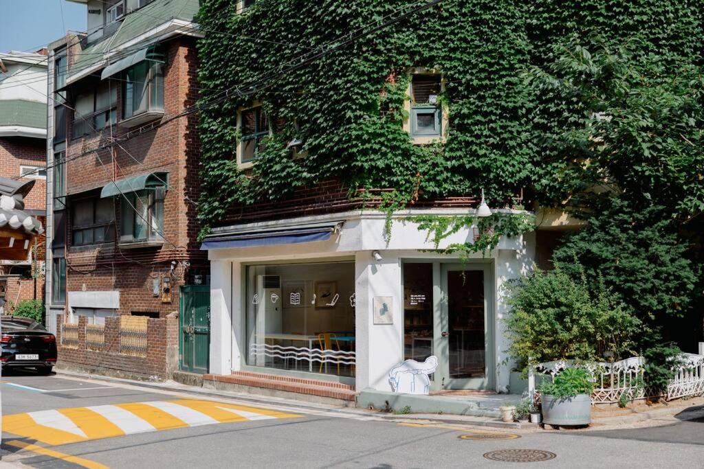Apartment Artistic Inspiration 2br #local #rest #private Onmoda Seoul