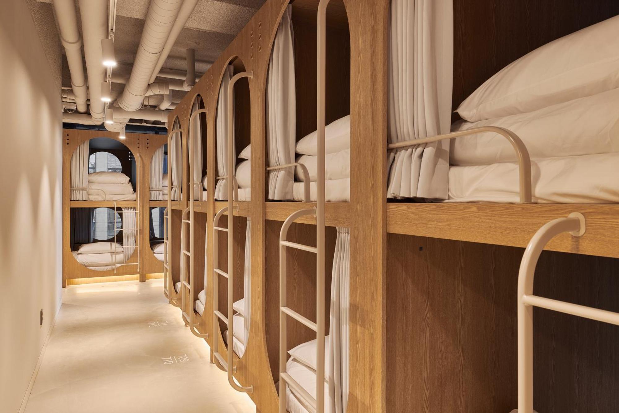 Drip&drop, Myeongdong Capsule hotel Seoul