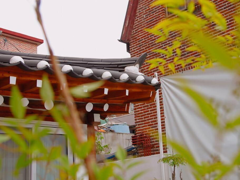 Apartment Cheongryang-anchae 2br 2ba Hanok Free Parking *