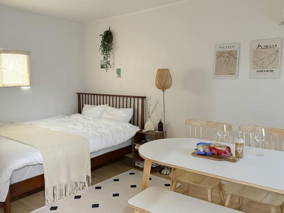 #yudarly #hongdaesinchon5min #3rooms #3beds Apartment Seoul