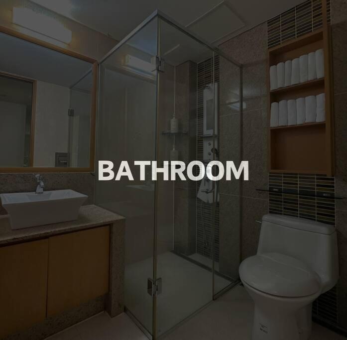 Spacious & Modern Family Retreat * Seoul