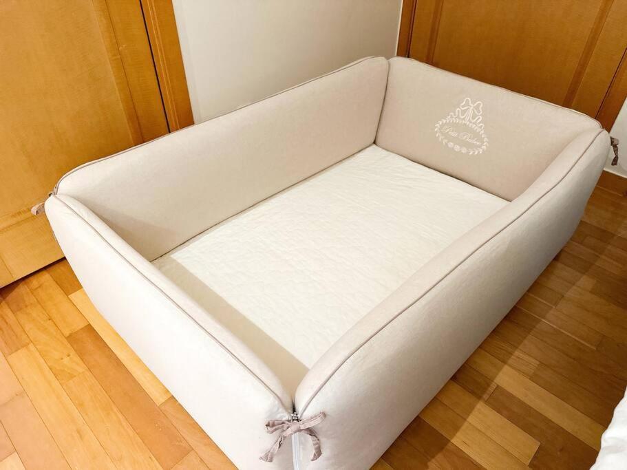 Spacious & Modern Family Retreat Seoul