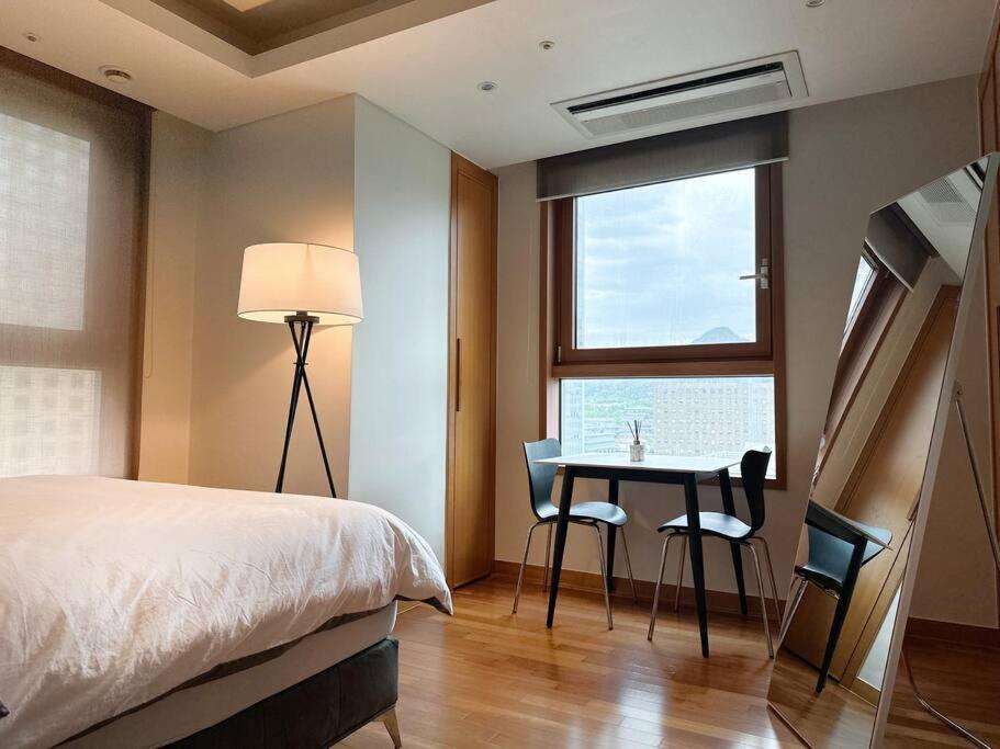 Apartment Spacious & Modern Family Retreat *