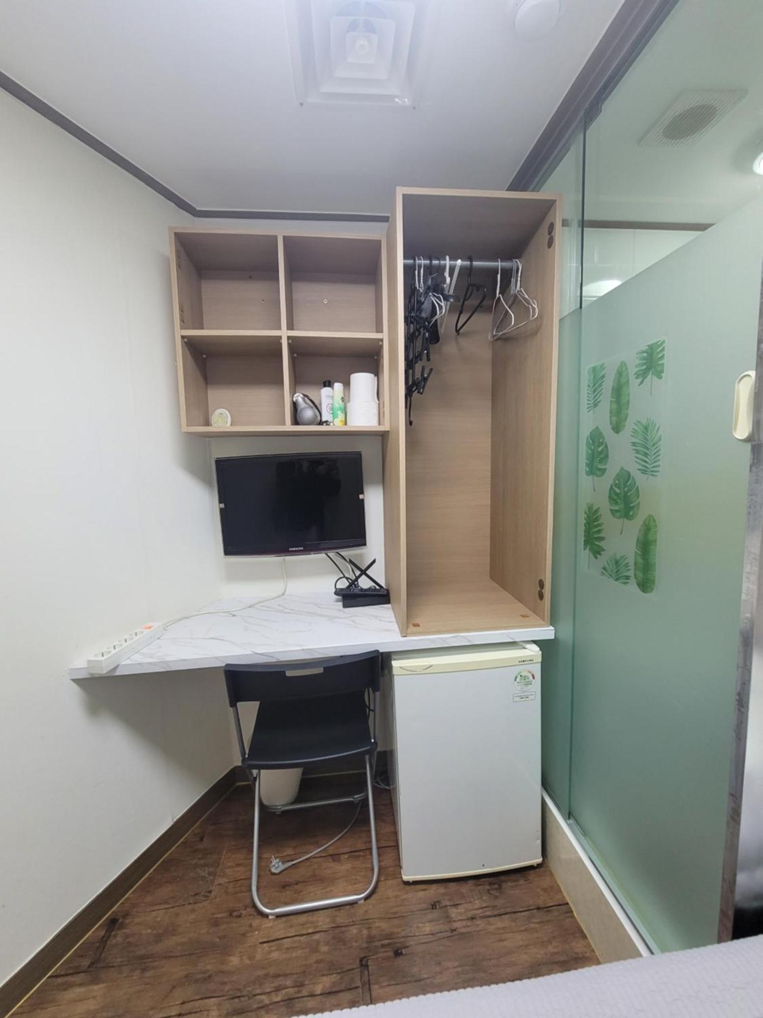 Apgujeong Guest house Seoul