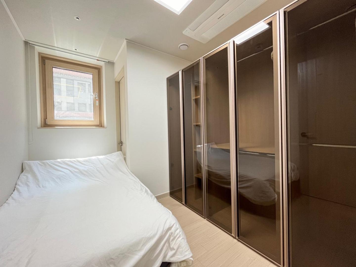 Seonneung Station Beautiful 2room Apartment Seoul