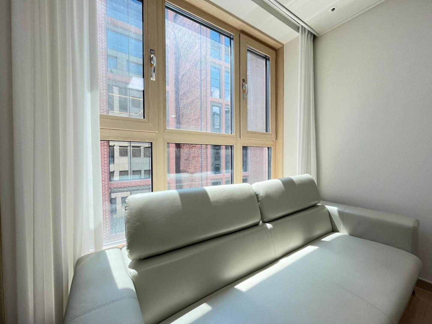 Seonneung Station Beautiful 2room Seoul