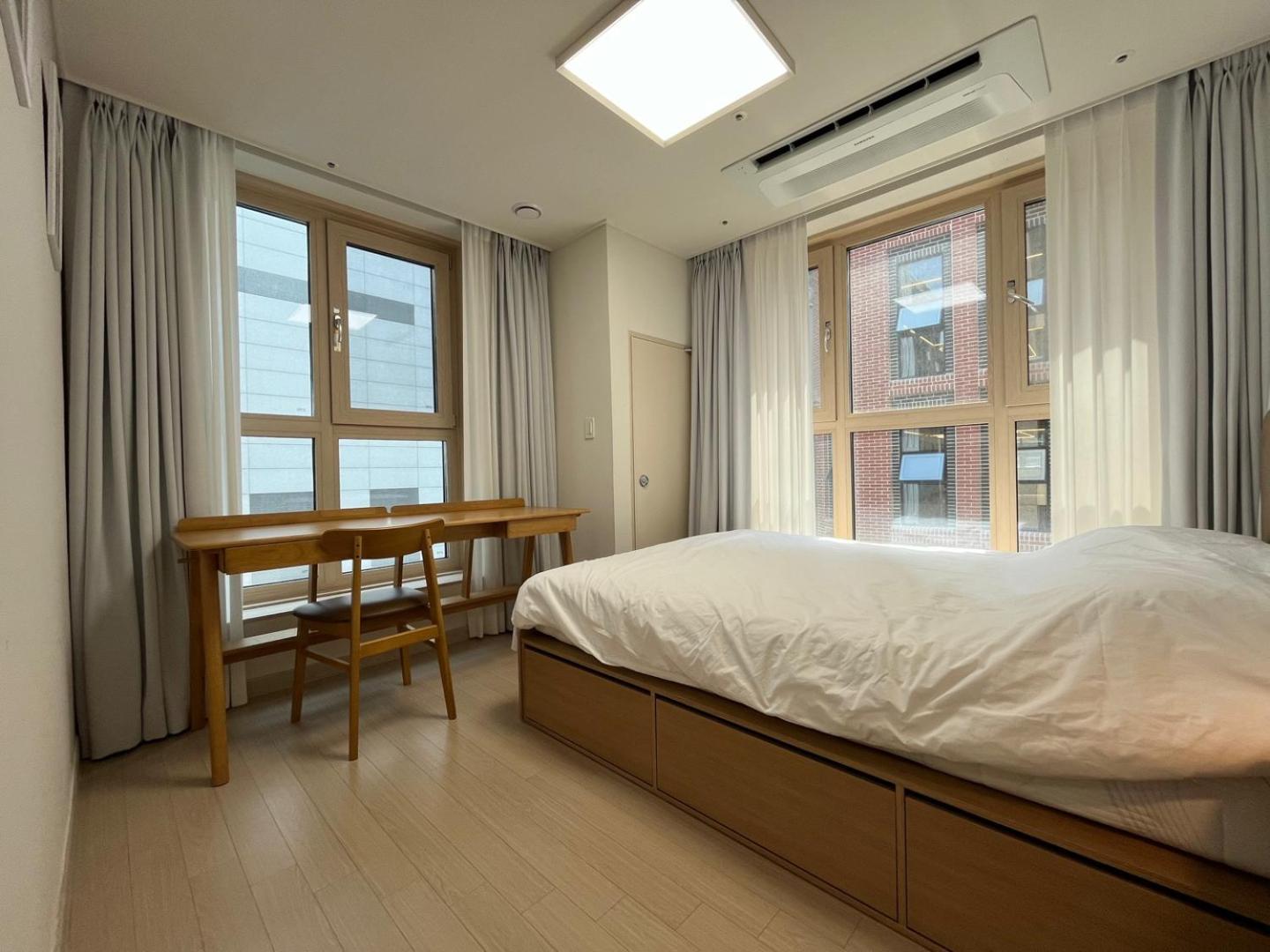 Seonneung Station Beautiful 2room