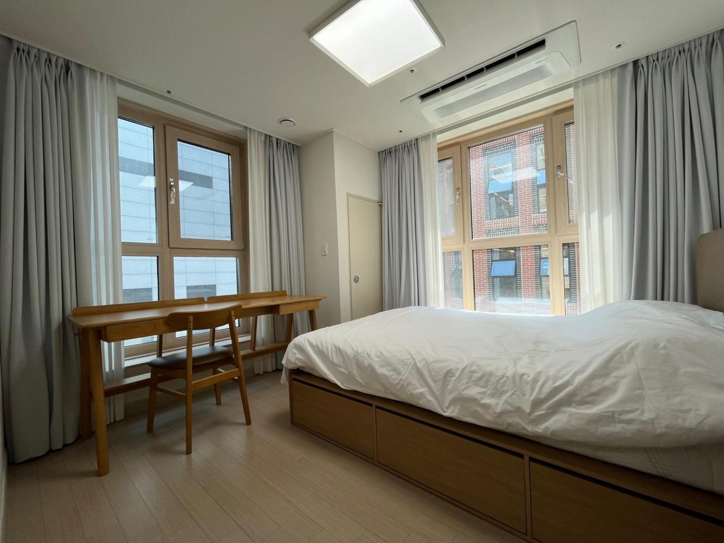 Seonneung Station Beautiful 2room Seoul