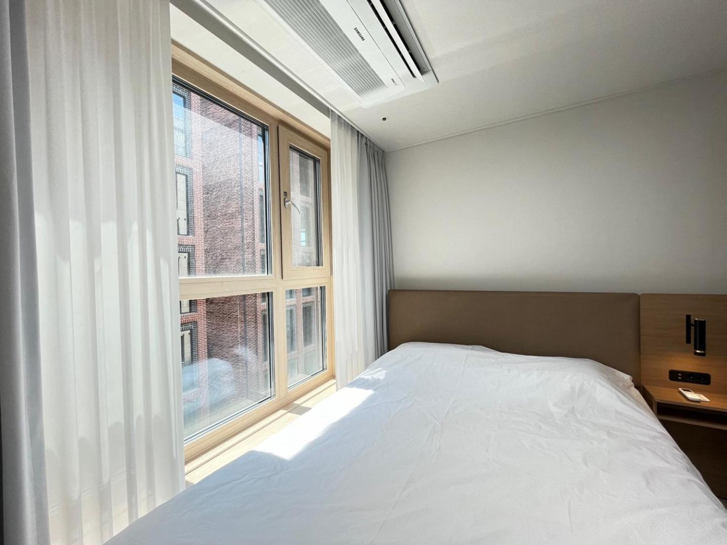 Seonneung Station Beautiful 2room