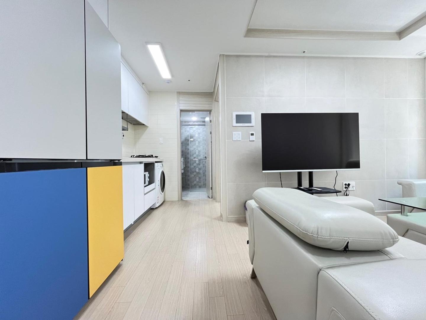 Seonneung Station Beautiful 2room * Seoul