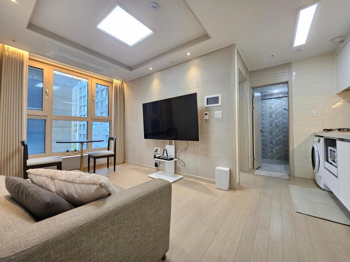 Apartment Seonneung Station Beautiful 2room