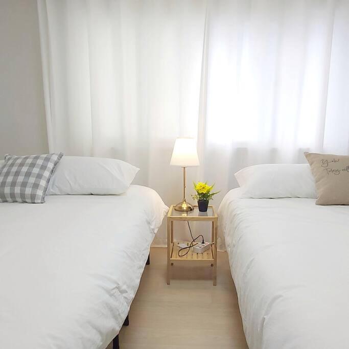 Apartment Hue 무료픽업 6명 퀸3 넓은거실 *