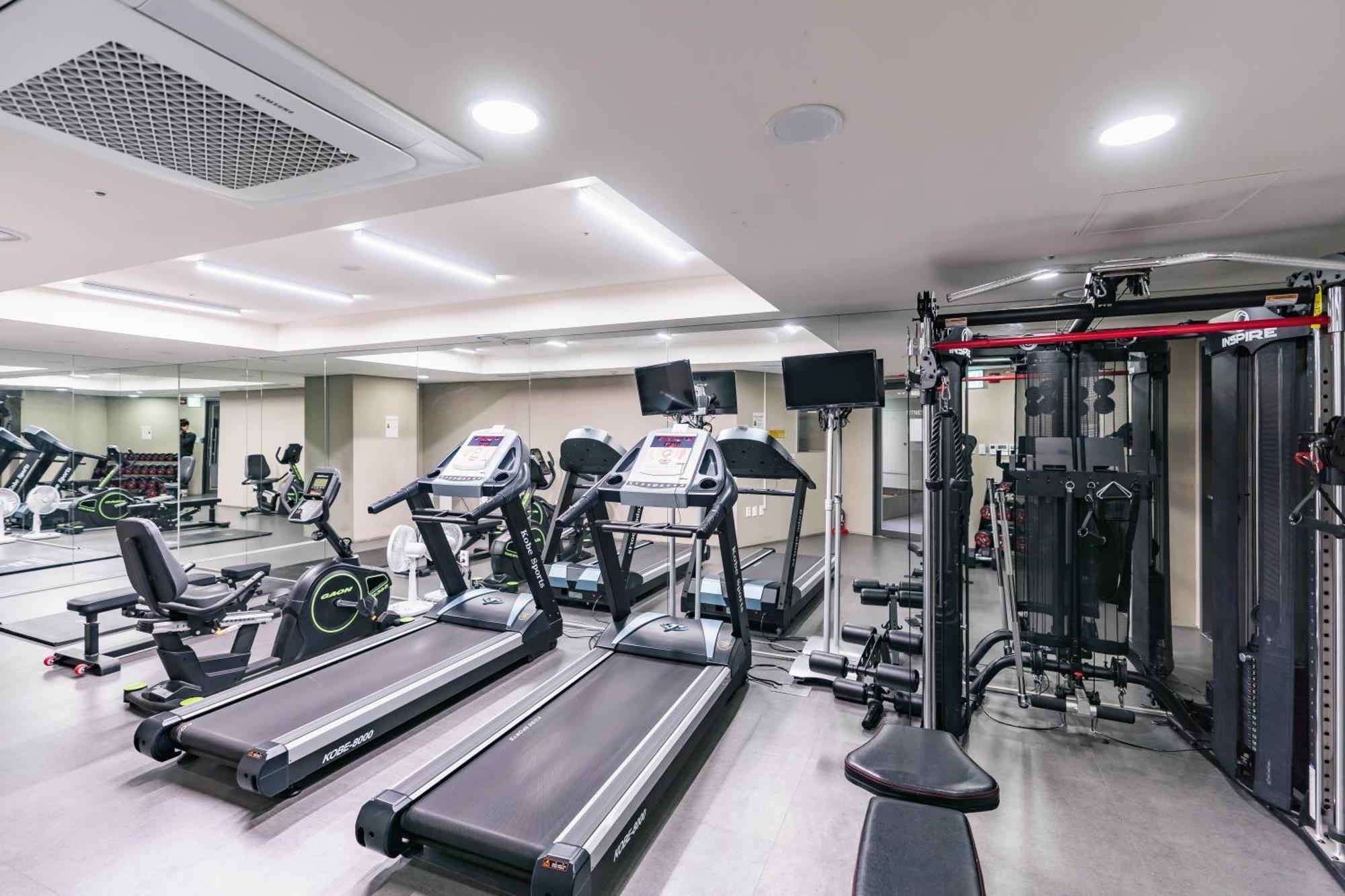 Centralviewsuite Residence, Myeong-dong Apartment *