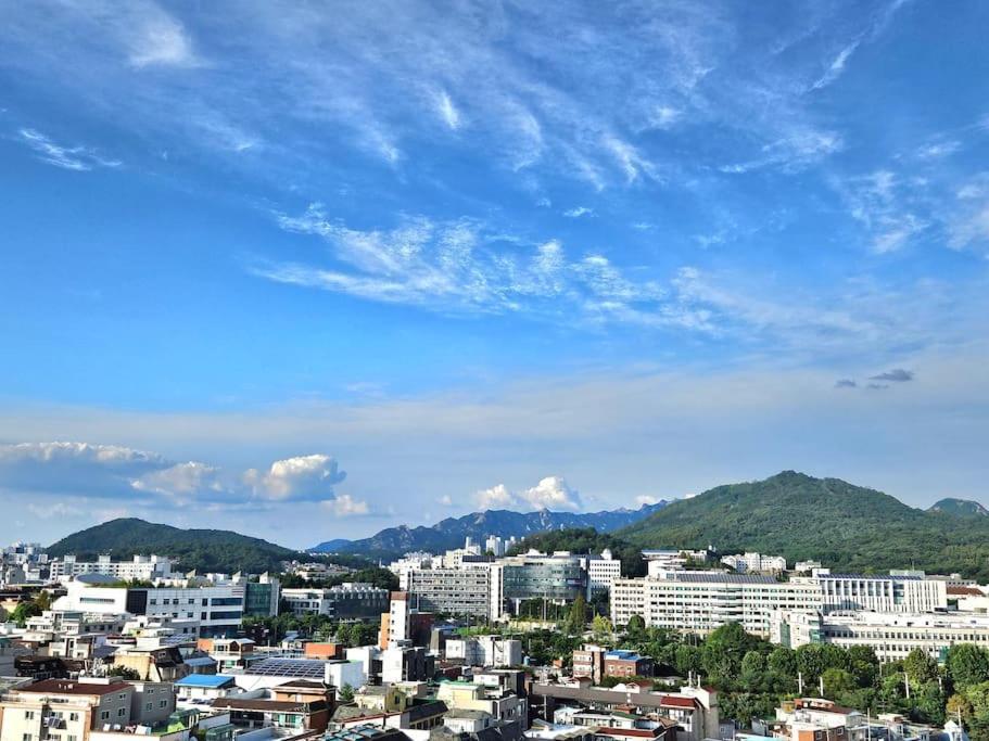 Apartamento 홍대입구, 신촌 중심부 씨티뷰하우스,fully Furnished
