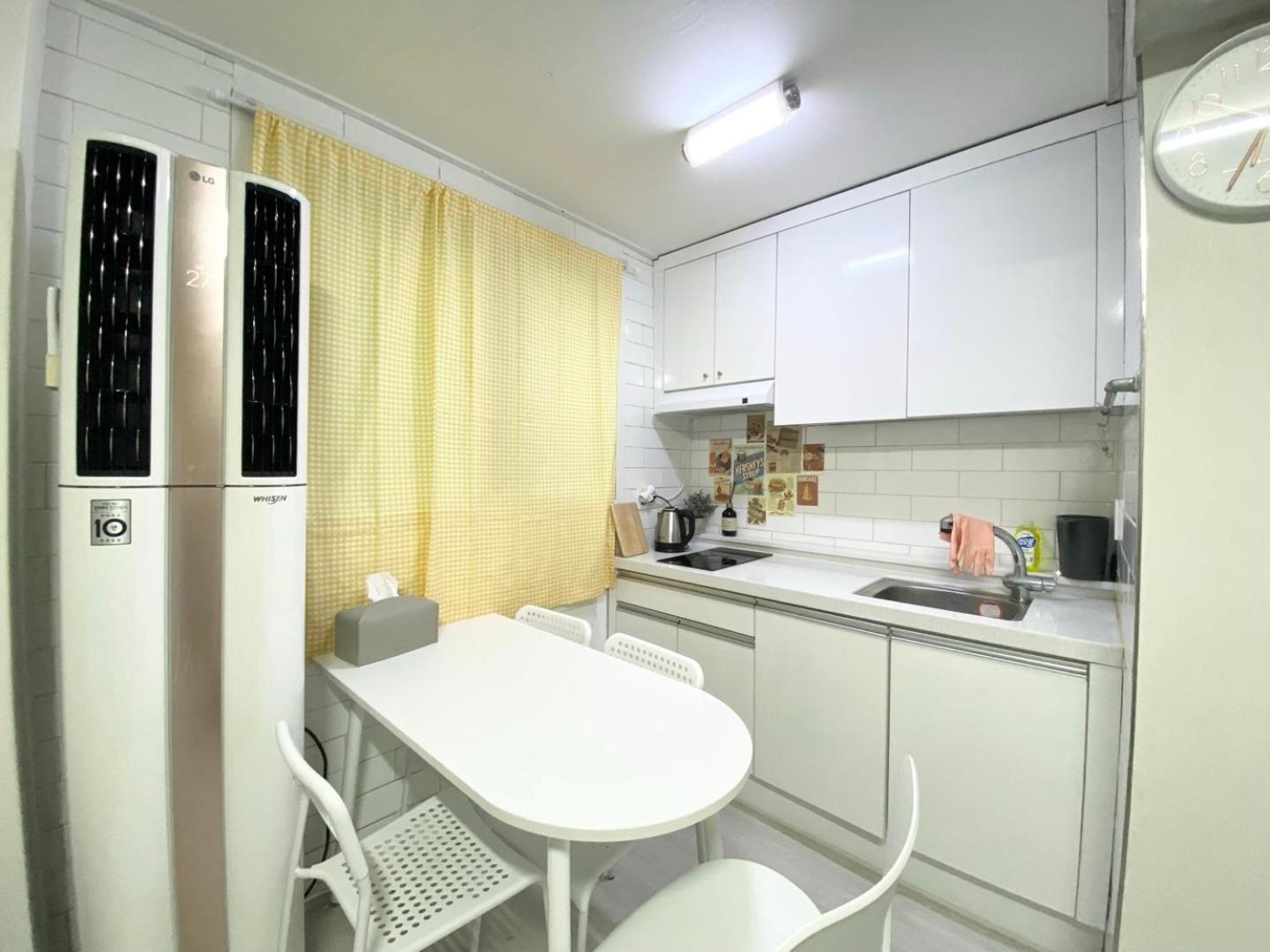 Hongdae Cozy42 * Seoul