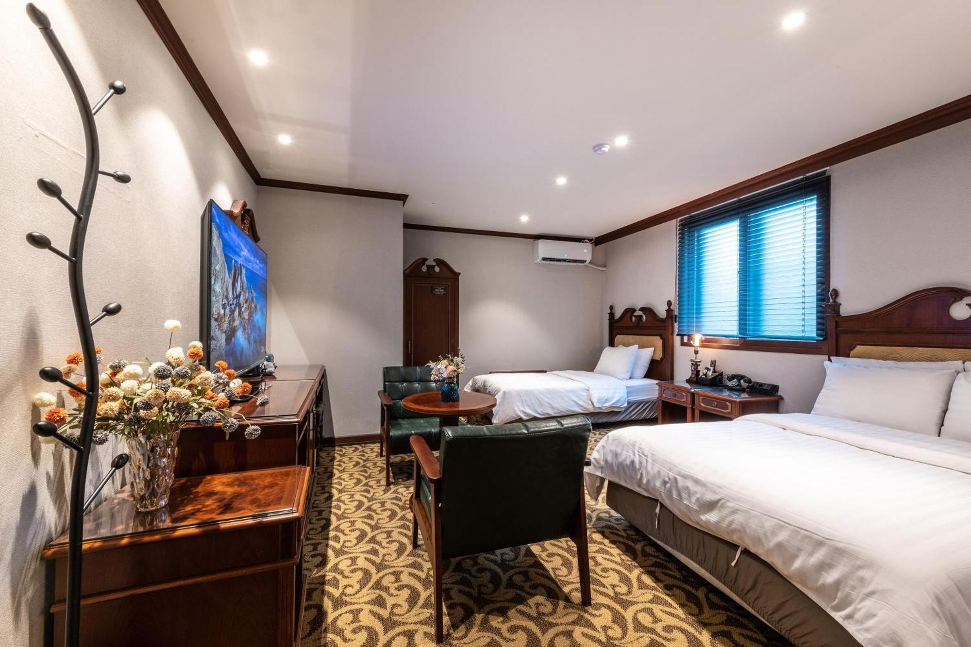 New Cheonji Hotel Seoul