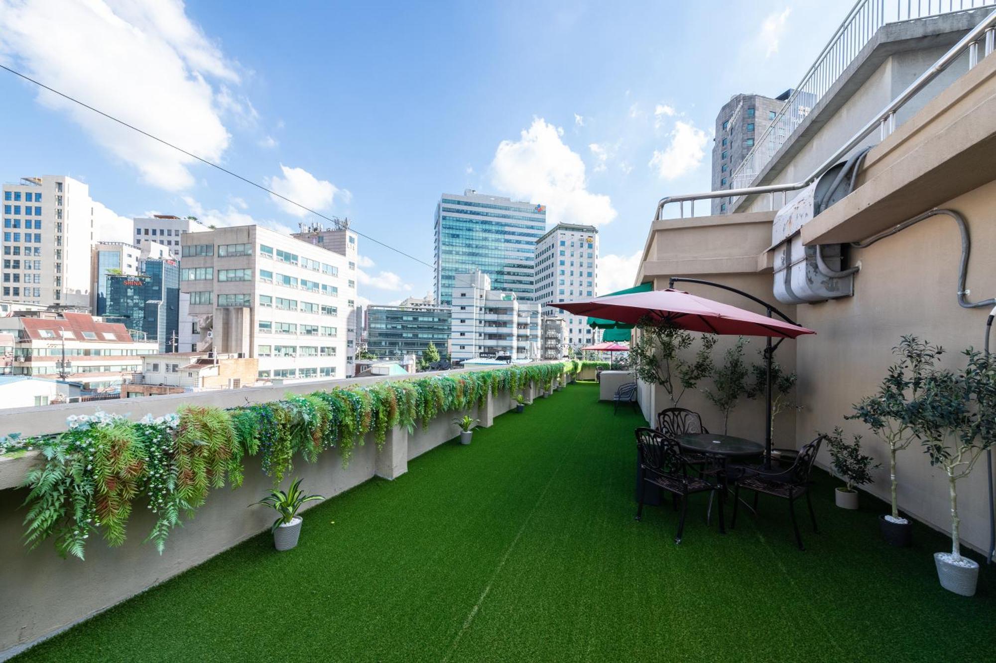 New Cheonji Hotel