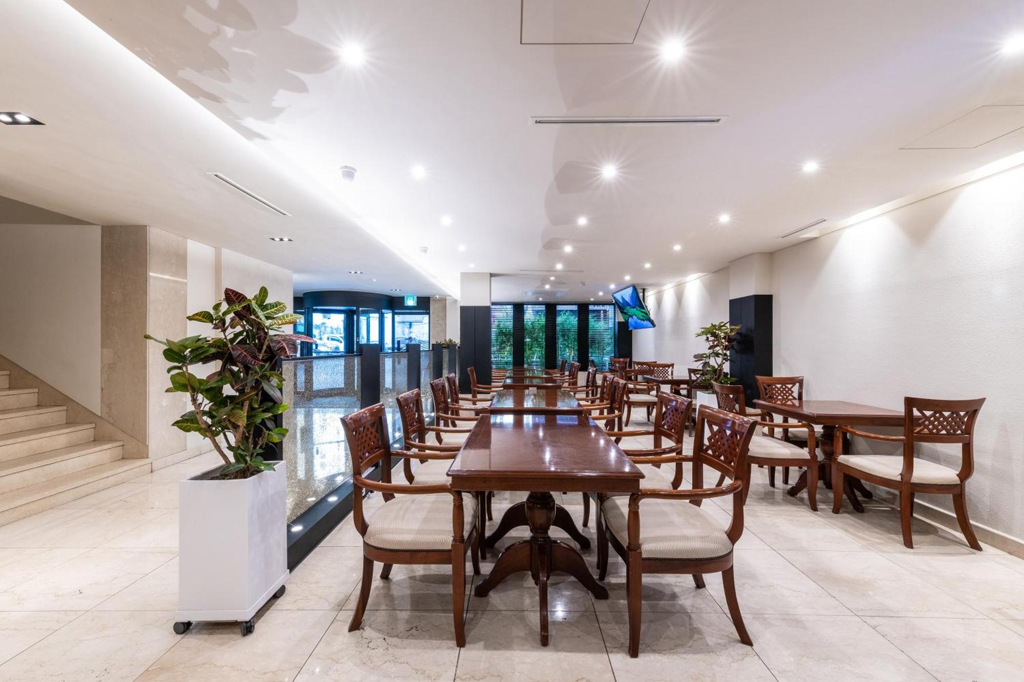 New Cheonji Hotel