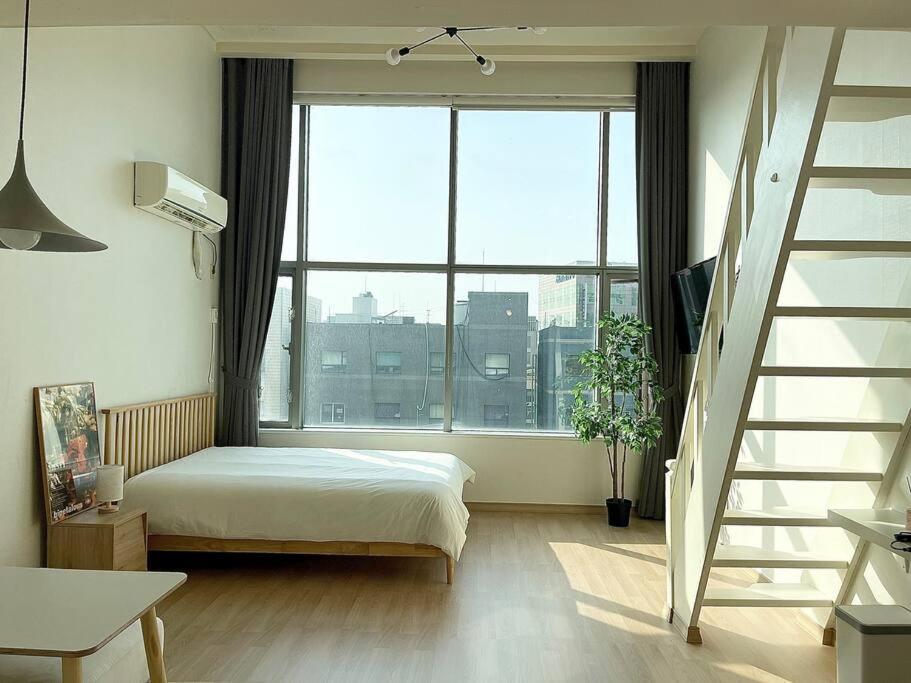 Modern Loft Hongdae Seoul