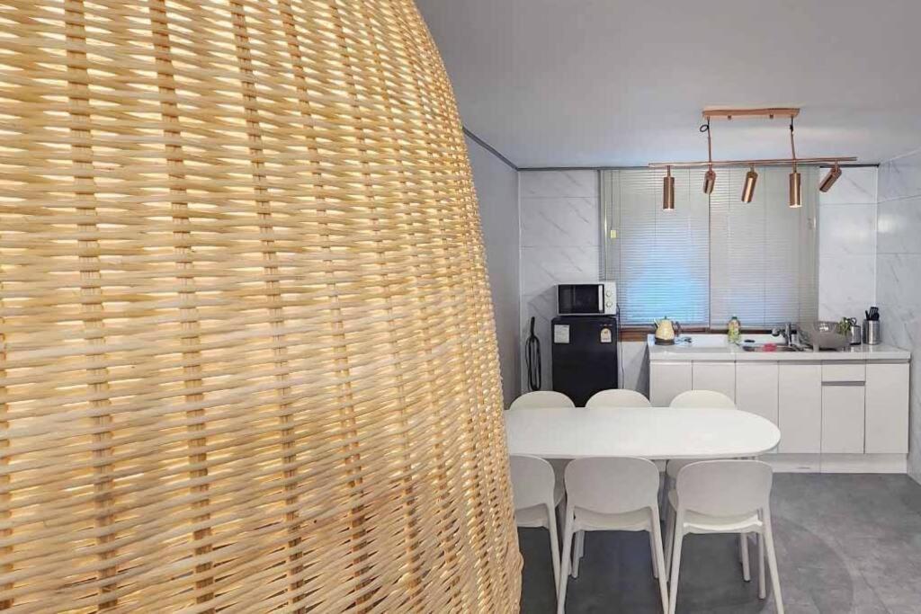 B-5 Hongdae Art House Seoul
