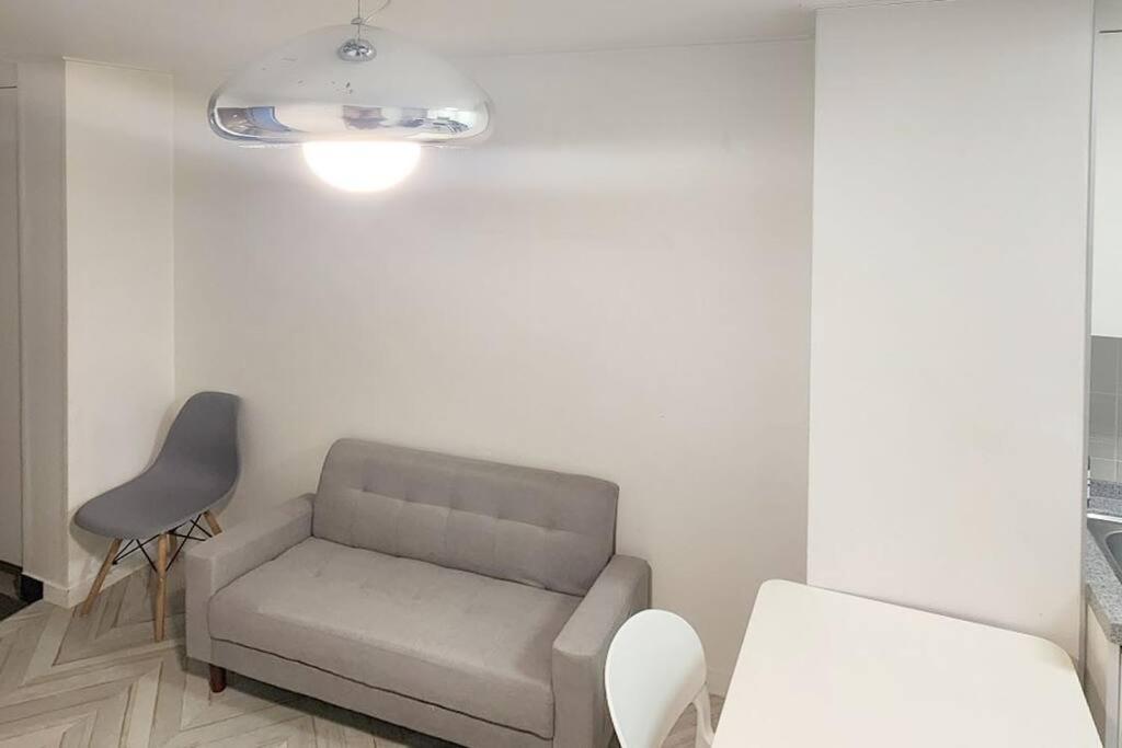 B-10 White Linen House * Seoul