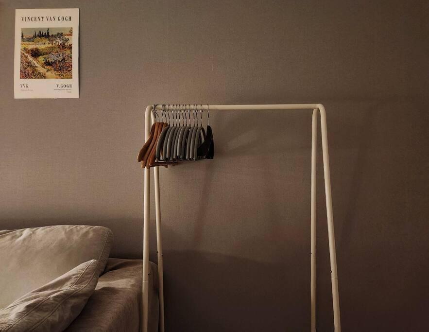 Pristine & Cozy House, Cozy For Family Apartment Seoul