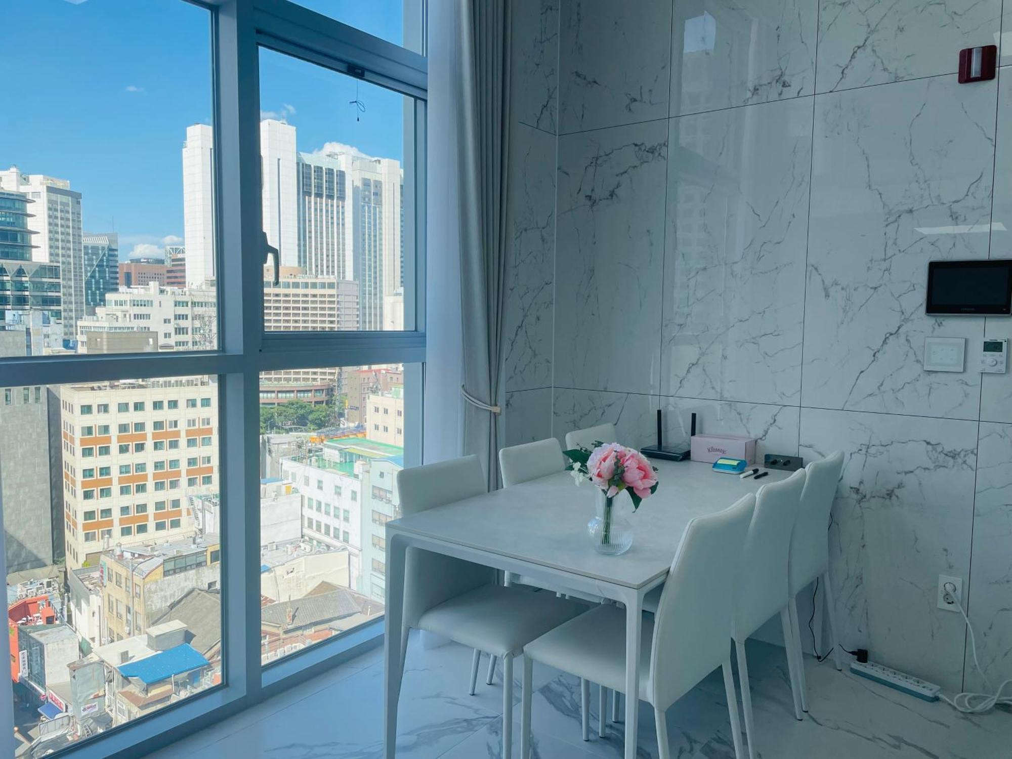The Better In Md, Namdaemoon Apartment