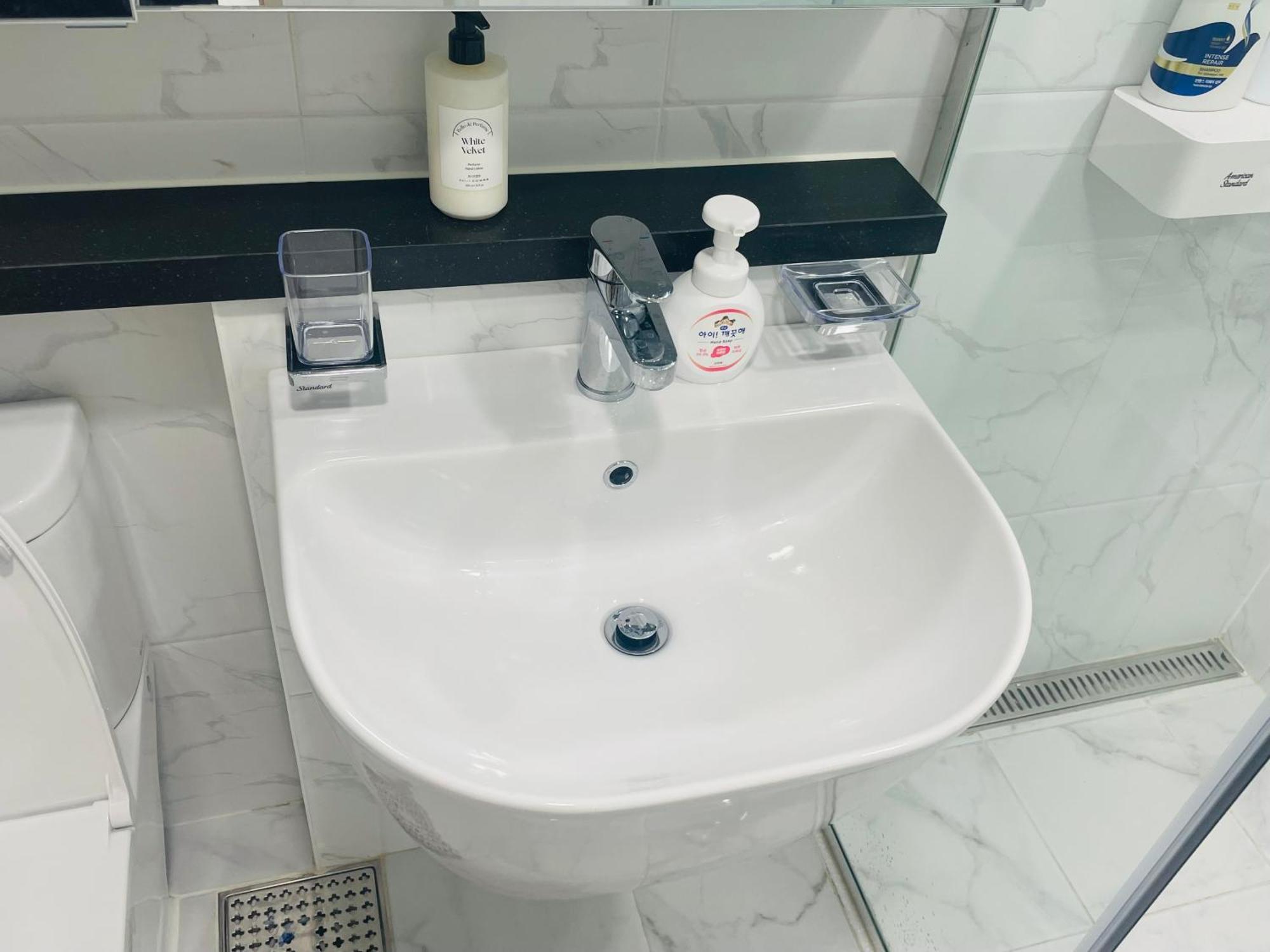 The Better In Md, Namdaemoon Apartment