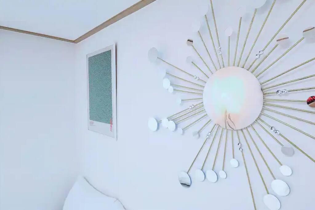 C-1 White Linen House,3br Apartment *