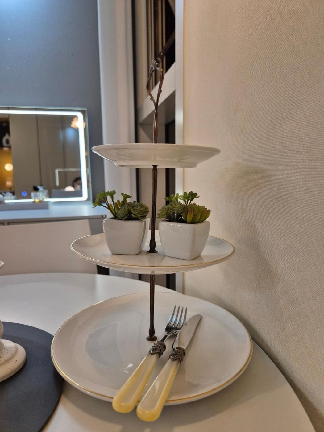 Apartment Lumini House *