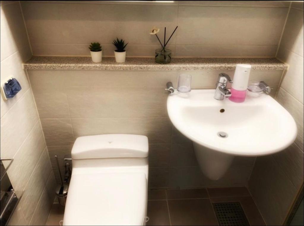 Despacito Oasis - 2 Private Bathroom Max 6 Beds Apartment