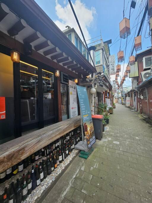 Ongi -경복궁역5분 공항버스5분 조식 광화문 종로 * Seoul