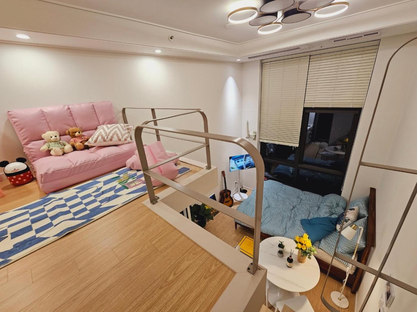 Apartment Sillim Sindaebang Station Gocheok Sky Dome Lovely House *