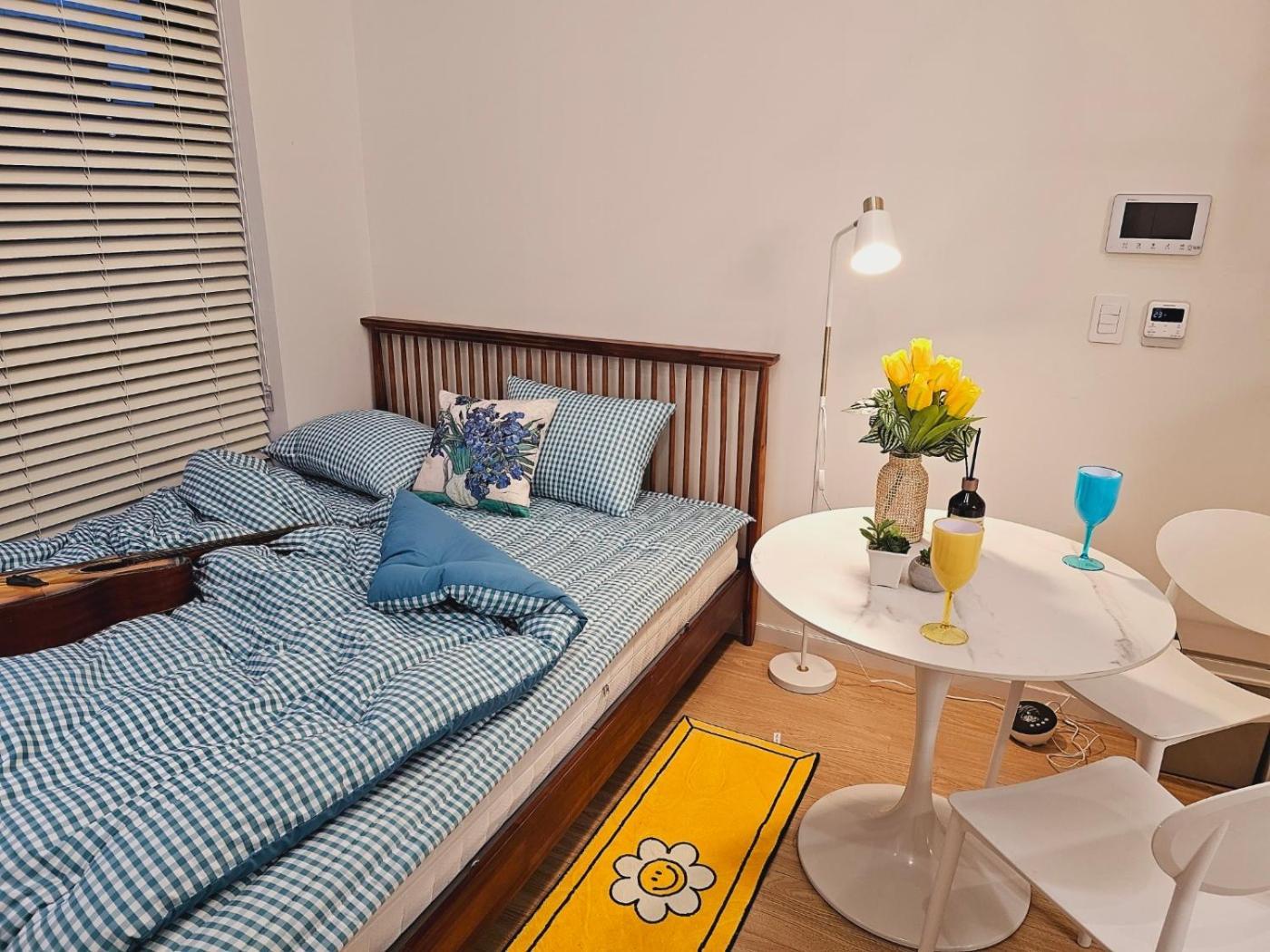 Apartment Sillim Sindaebang Station Gocheok Sky Dome Lovely House *