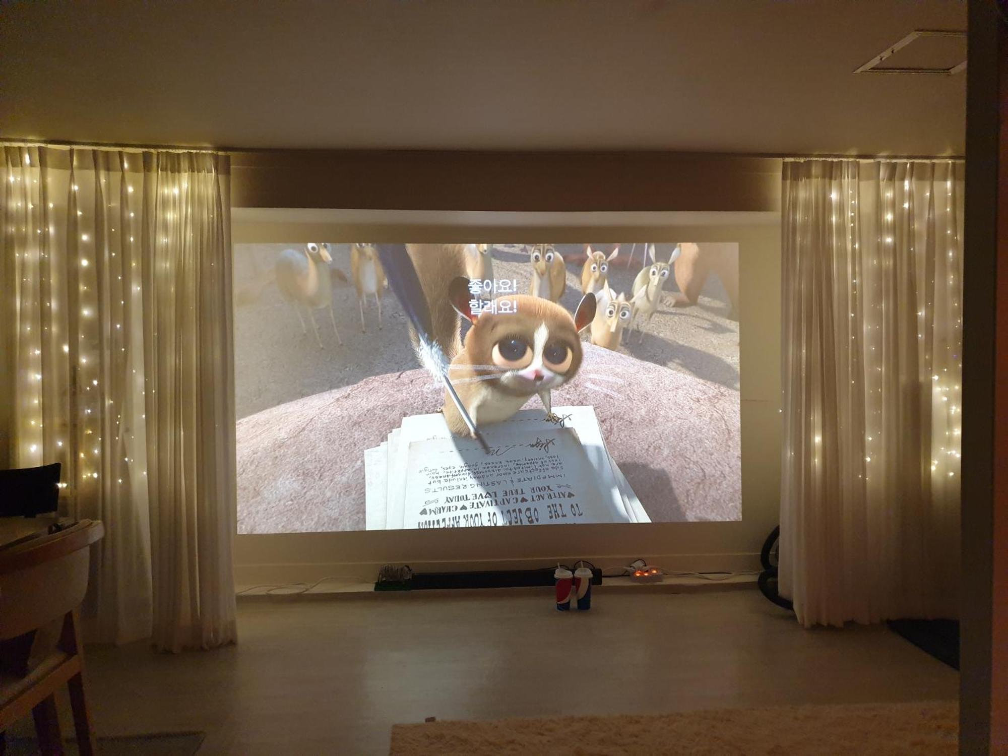 Cheongryangri Zebra Cinema & Rooftop